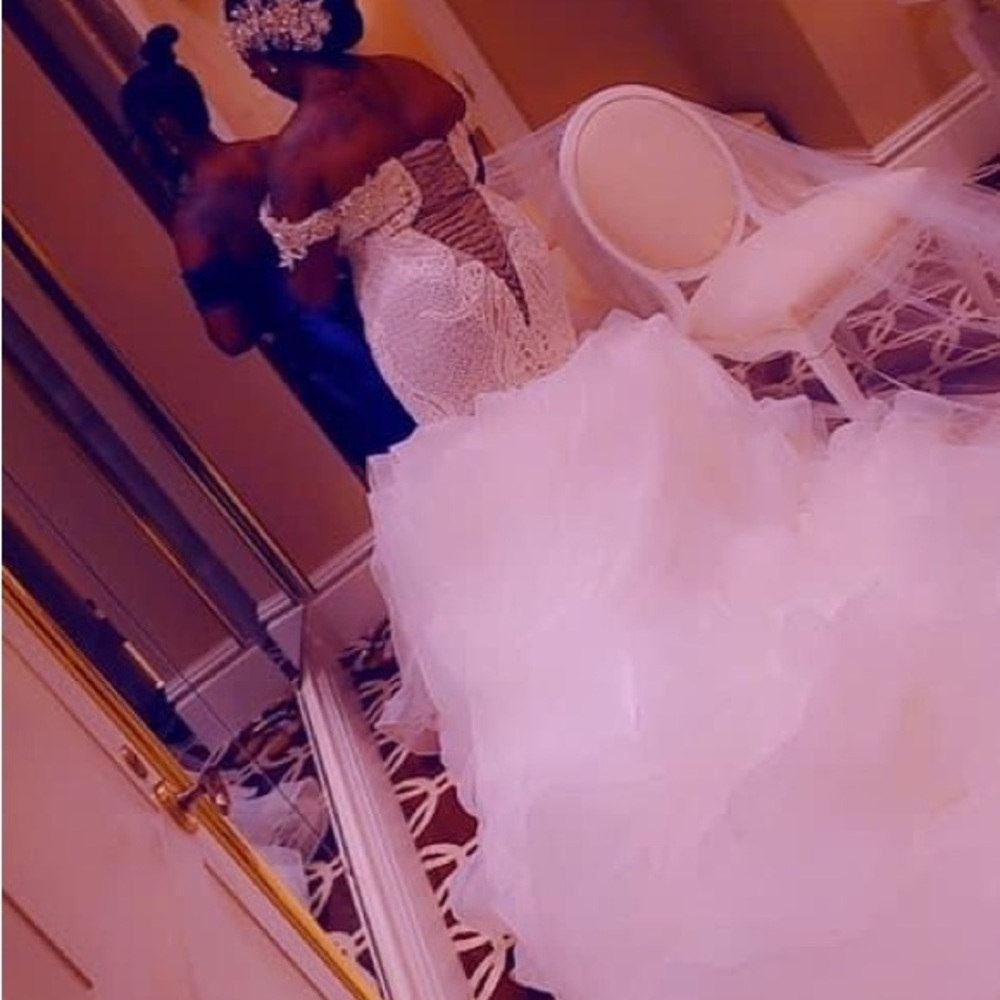 Wedding Dress for Top tier designer ESE AZENABOR/ - Picture 6 of 6